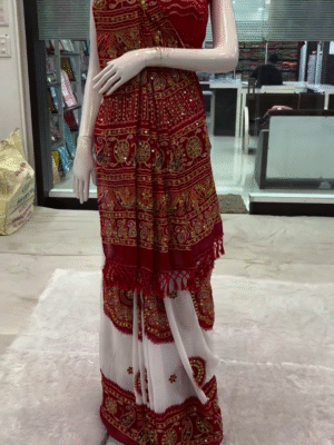 RED AND WHITE VINTAGE Saree