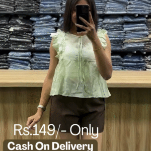 ✨ Ruffle Detail Summer Top – Breezy, Pretty, and Playful!