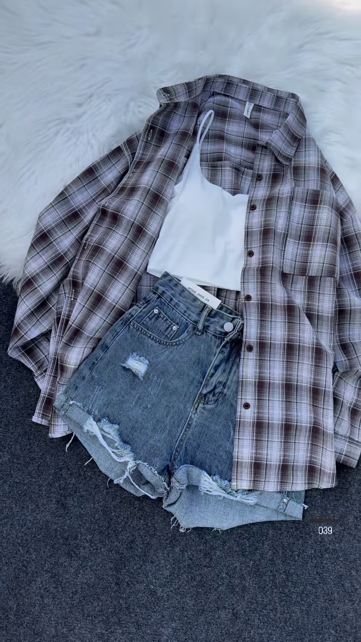 Plaid Oversized Shirt with Ripped Denim Shorts – Casual Street Style Combo for Women - Image 4