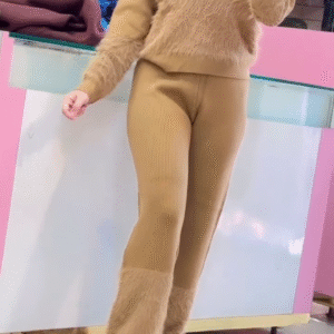 ArcticBlend Signature Winter Pullover