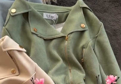 ✨ LuxeSoft Suede-Feel Zip Jacket – Effortless Elegance in Every Shade ✨ - Image 3