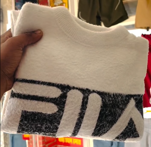 π€ Premium Fuzzy Logo Sweater β Cozy Comfort with Iconic Style π€