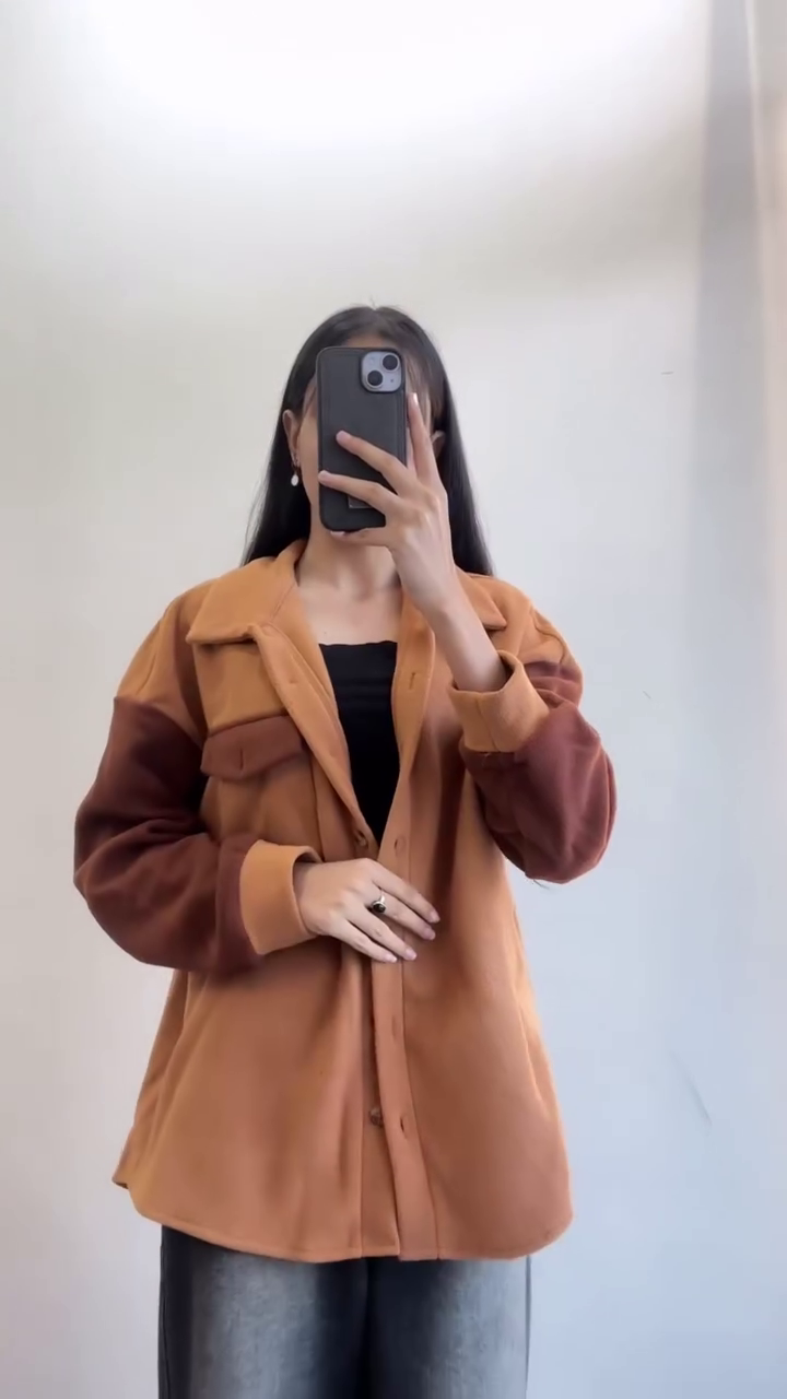 🍁✨ “Cozy Chic Plaid Crop Jacket – Trendy, Cute & Perfect for Every Season” ✨🍁