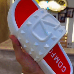 🔥 Trendy Studded Comfort Slides – Everyday Style at Just ₹299 🔥