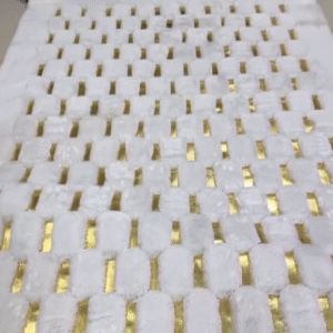 🤍✨ Luxury Plush Gold-Weave Area Rug – Soft, Elegant & Statement-Making