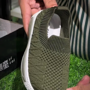 👟🔥 UltraFlex Knit Slip-On Sneakers – Lightweight Comfort, Everyday Style 🔥👟