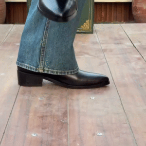 🖤 Classic Black Chelsea Boots – Timeless Style with Everyday Comfort 🖤