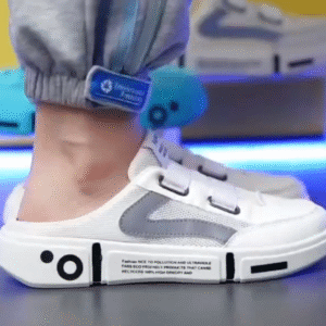 👟 UrbanFlex White & Grey Chunky Sneakers – Trendy Comfort with Street-Style Edge ✨