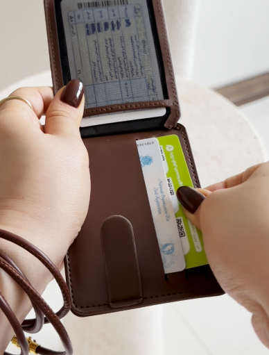 💼✨ Forever Young™ Slim Card Holder Wallet – Minimal, Smart & Stylish - Image 5