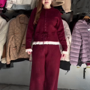 ❄️✨ CozyCharm™ Women’s Winter Knit Co-Ord Set – Comfort Meets Elegance