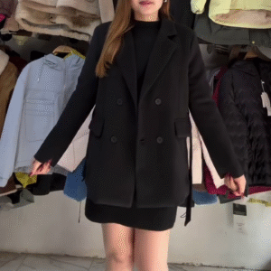 🖤✨ Classic Noir Women’s Double-Breasted Blazer Coat – Elegant, Bold & Timeless