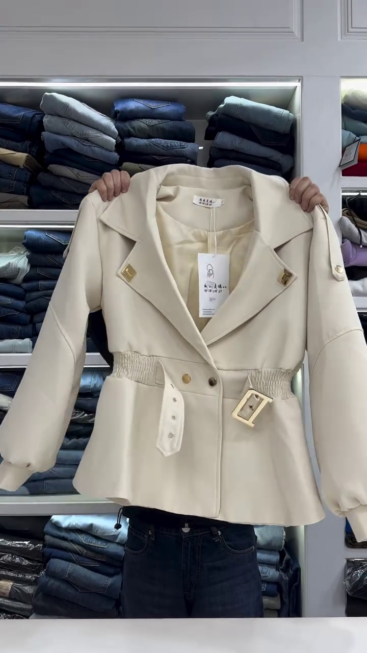 π€ Elegant Belted Tailored Jacket β Sophisticated, Chic & Timeless π€ - Image 3